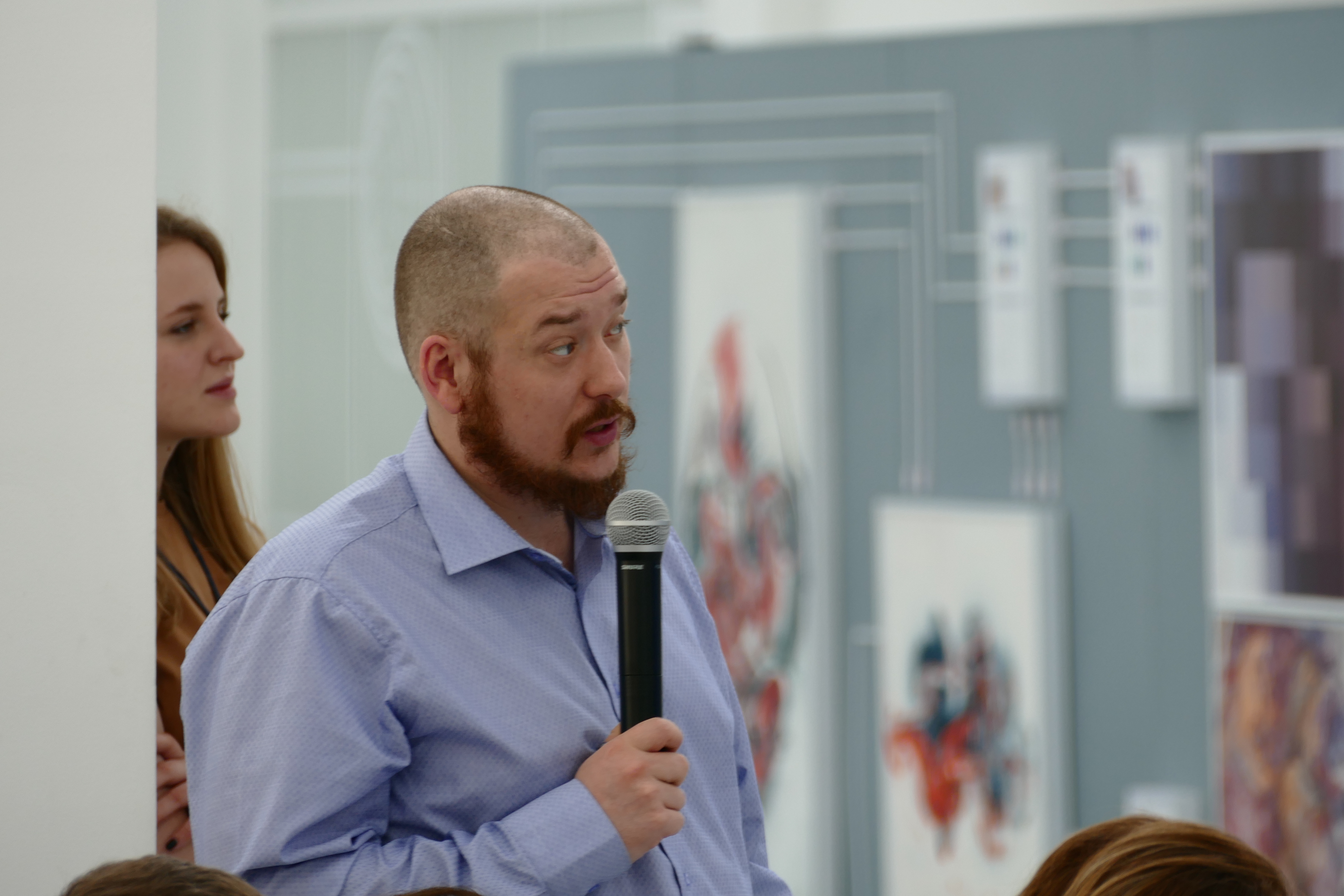 Виталий Генаров проводит тренинг